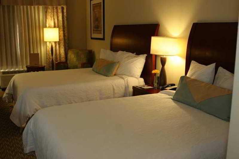 Hilton Garden Inn Oklahoma City North Quail Springs Экстерьер фото