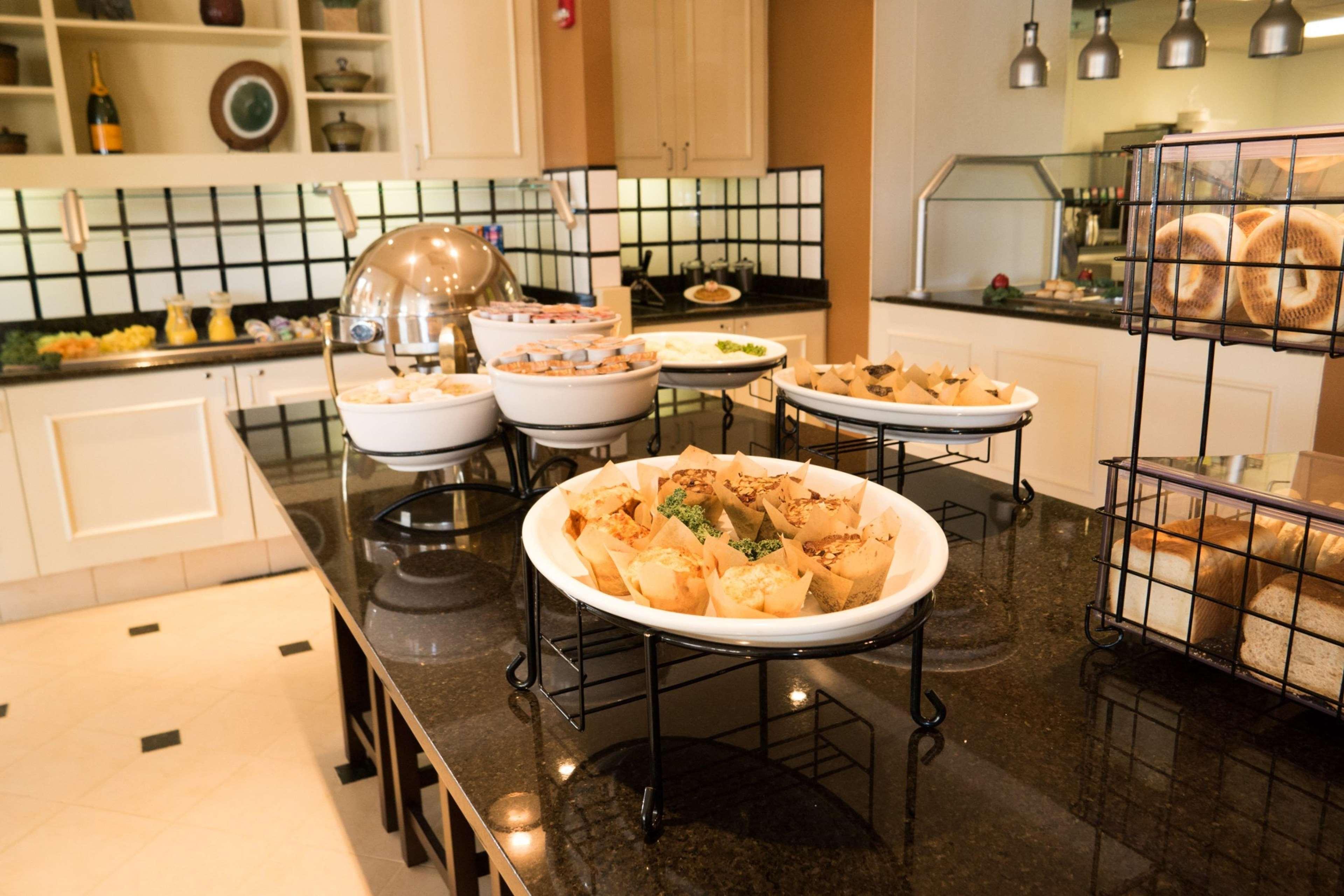 Hilton Garden Inn Oklahoma City North Quail Springs Экстерьер фото