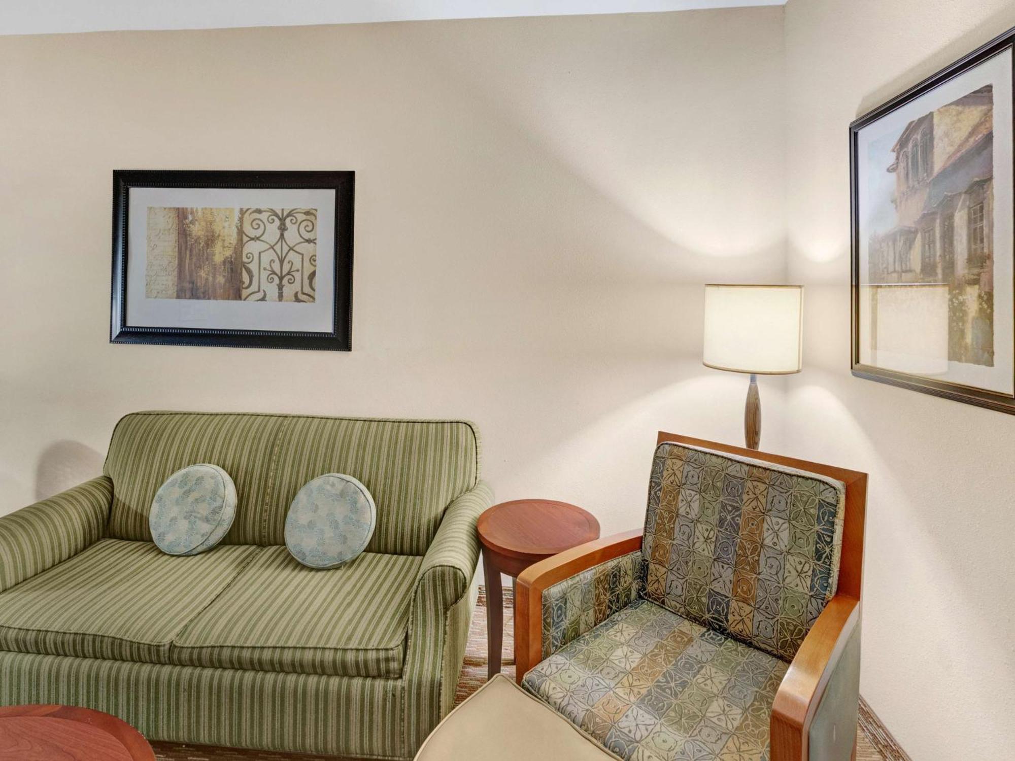 Hilton Garden Inn Oklahoma City North Quail Springs Экстерьер фото