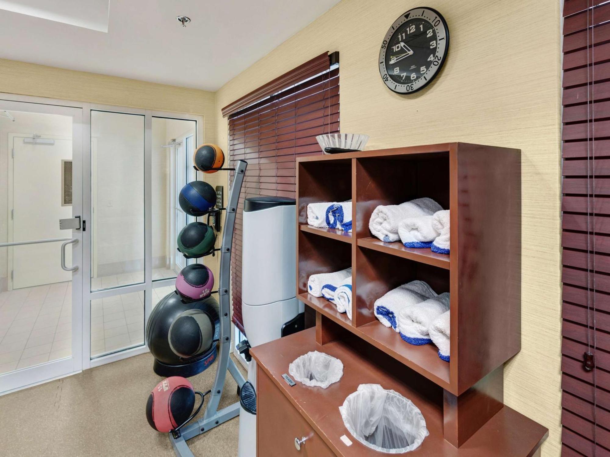 Hilton Garden Inn Oklahoma City North Quail Springs Экстерьер фото